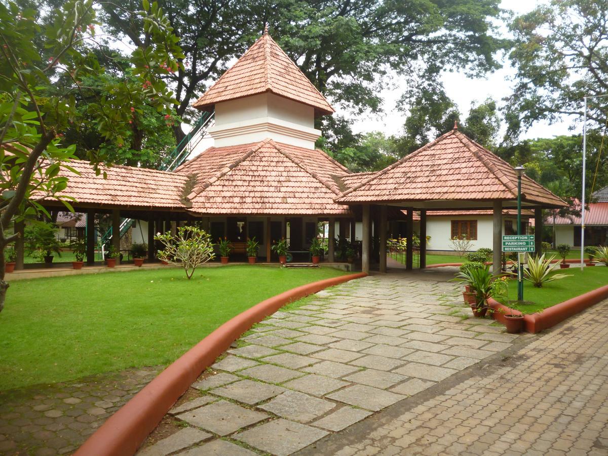 Ktdc Kumarakom Gateway Resort Alappuzha Exterior foto