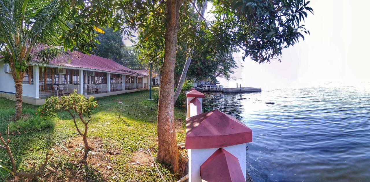 Ktdc Kumarakom Gateway Resort Alappuzha Exterior foto